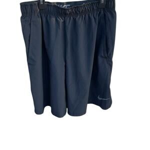 Nike Men's Black Athletic Shorts size large
